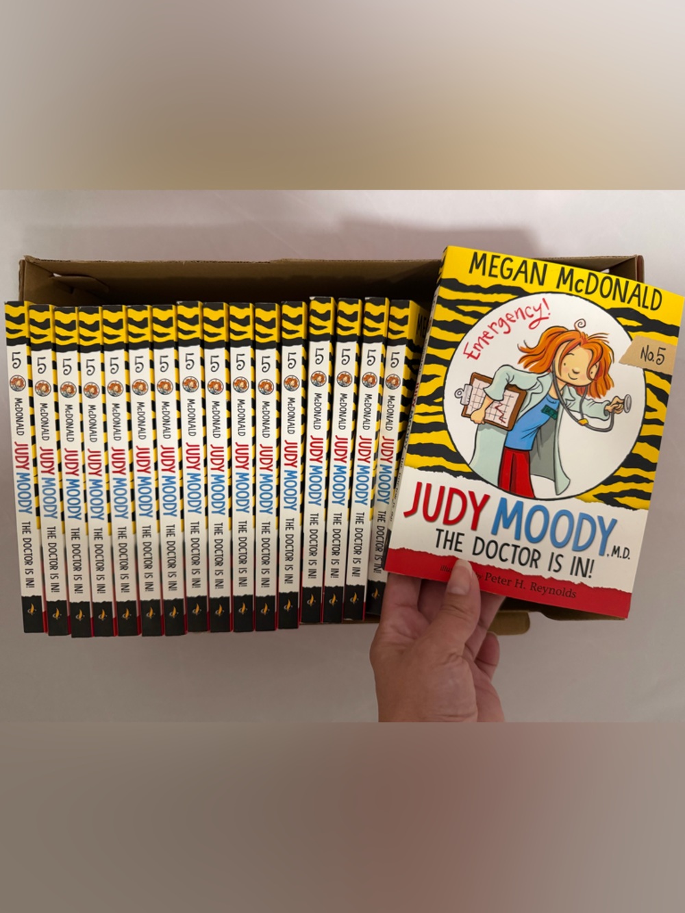 Judy Moody The Doctor Is In! (Set of 17)